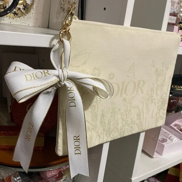 Dior Beauty Pouch - Picture 5 of 12